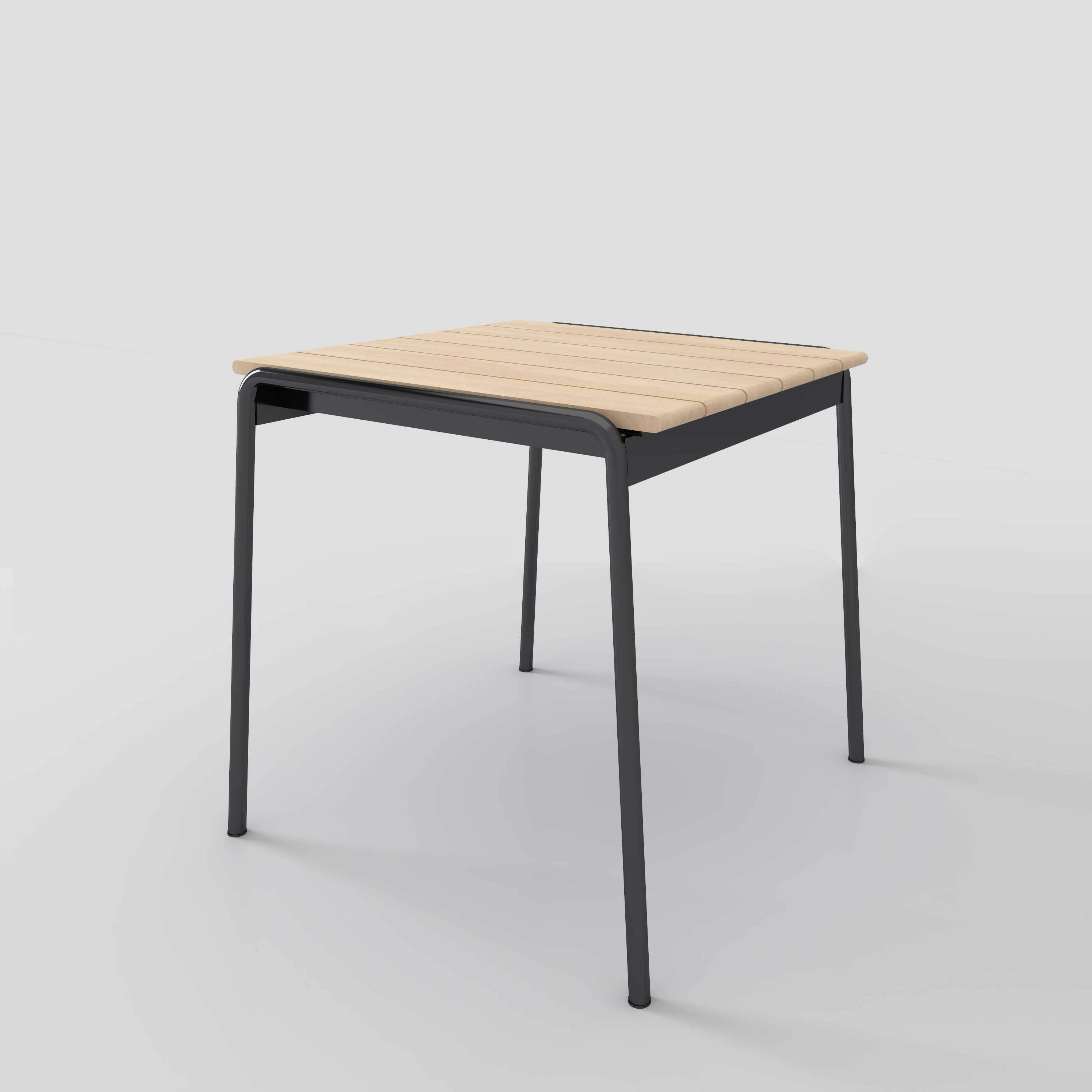 ilma Outdoor Table