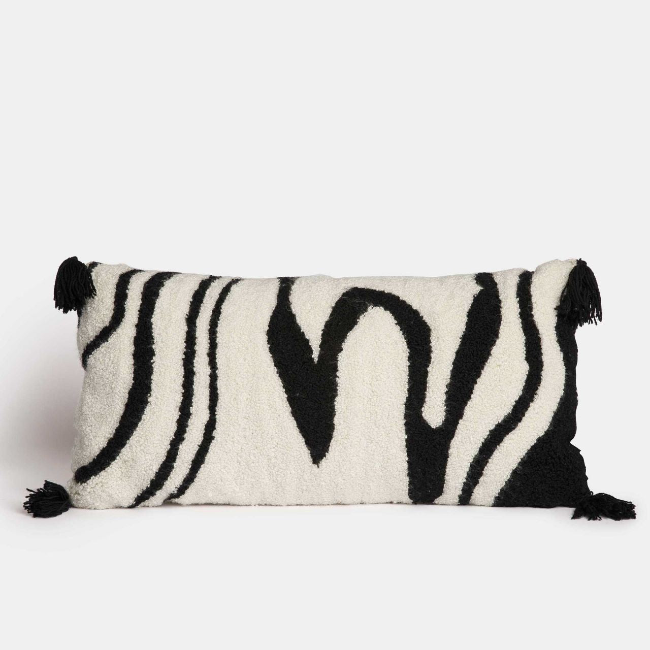 Fuso Tufted Cushion